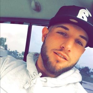 Meet your Posher, Dylan